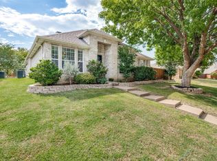 3921 Matthew Ln, Carrollton, TX 75007