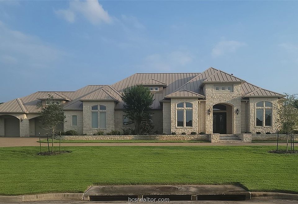 1st image of 8808 Queens Ct