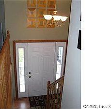 4th image of 8091 Pickett Ln