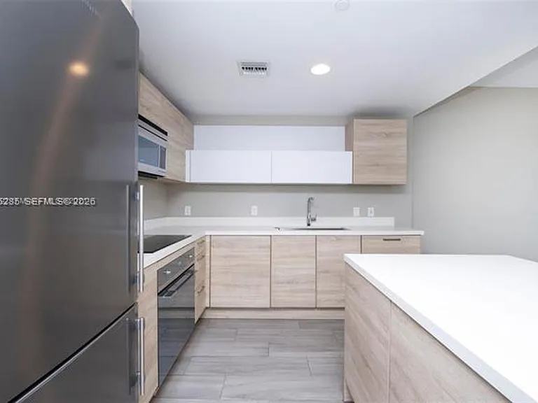 16385 Biscayne Blvd #2616 — Photo 10