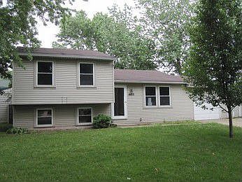 1st image of 4422 Oldenburg Dr