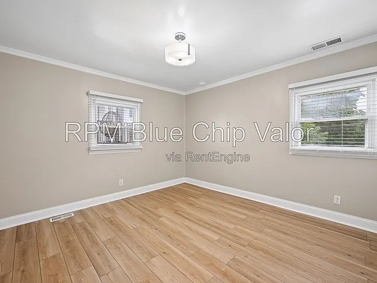3395 Ault View Ave — Photo 26