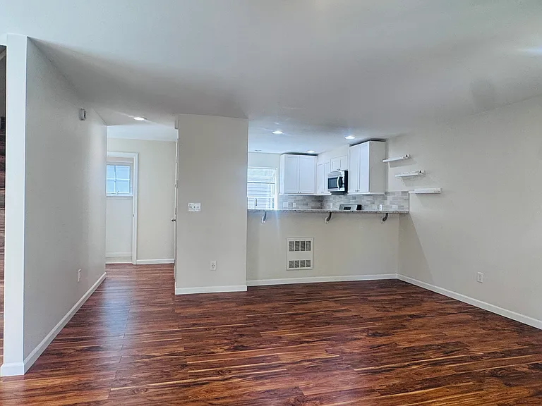 14345 Stone Ave N — Photo 5