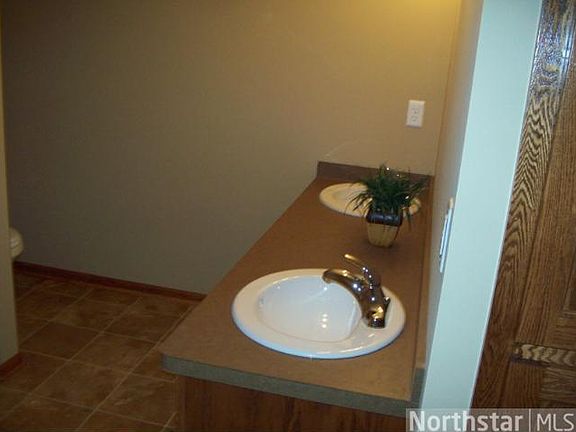 5th image of 10755 252nd St
