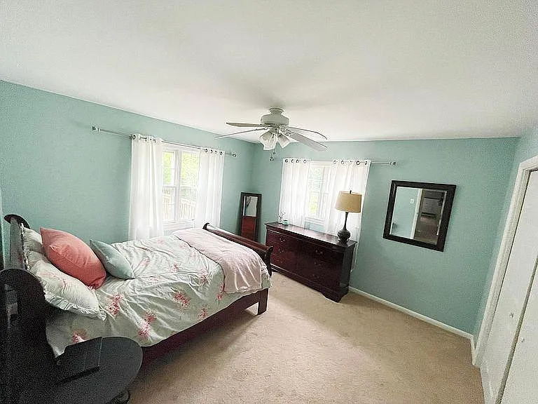 517 Greenlawn Dr — Photo 14