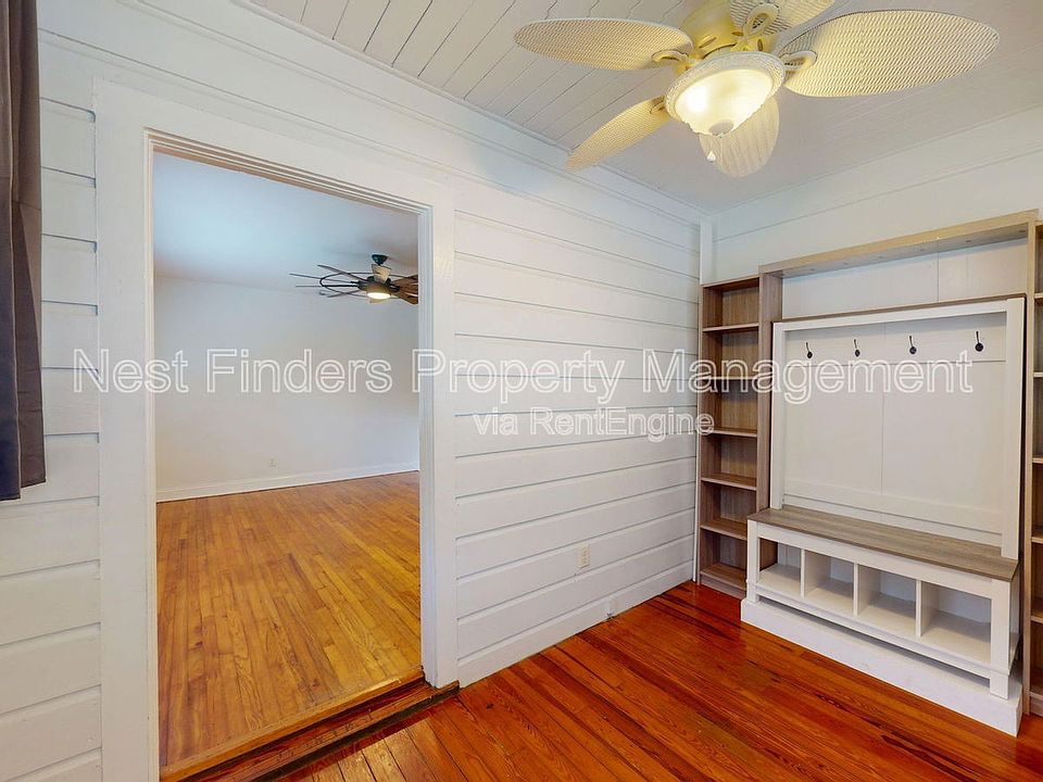 1st image of 1310 Menna St