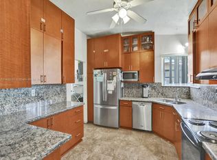 17520 NE 7th Pl, Miami, FL 33162