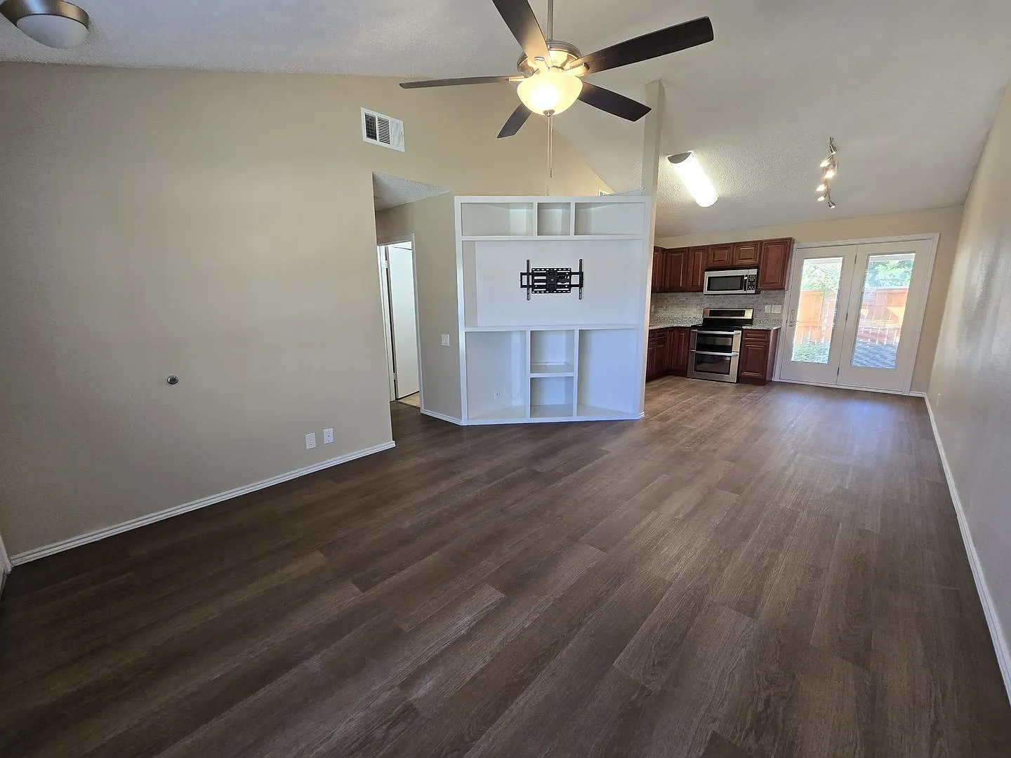 9140 Timber Path #2702 — Photo 3