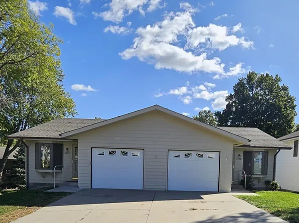 5508-5510 Sea Mountain Rd, Lincoln, NE 68521