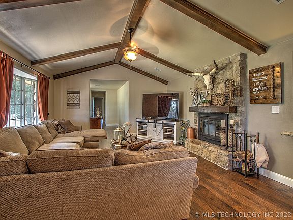 2nd image of 26803 Joy Ave