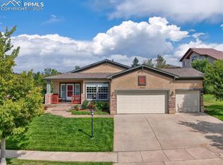 9547 Hollydale Ct, Colorado Springs, CO 80920