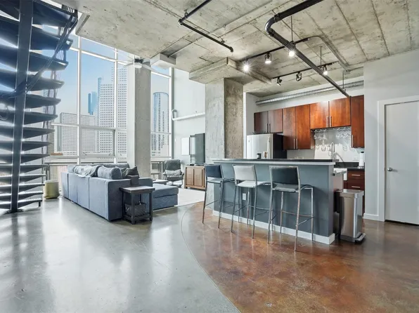 2000 Bagby St APT 9422, Houston, TX 77002