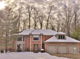 3754 Willow Run, Westlake, OH