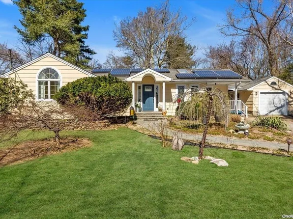 17 Saratoga Avenue, East Northport, NY 11731