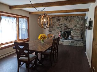 1020 E Colonial Park Dr, Grand Ledge, MI 48837