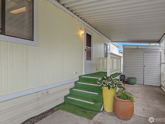 3rd image of 7213 17th Avenue E #15