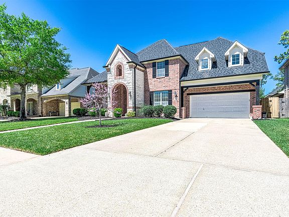 2nd image of 16106 Ormonde Crossing Dr