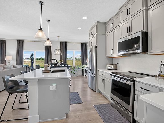 4th image of 5017 Cohen Ct
