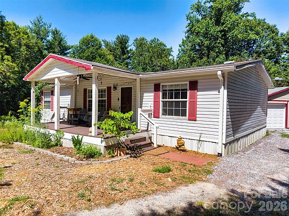 3rd image of 435 McMinn Rd
