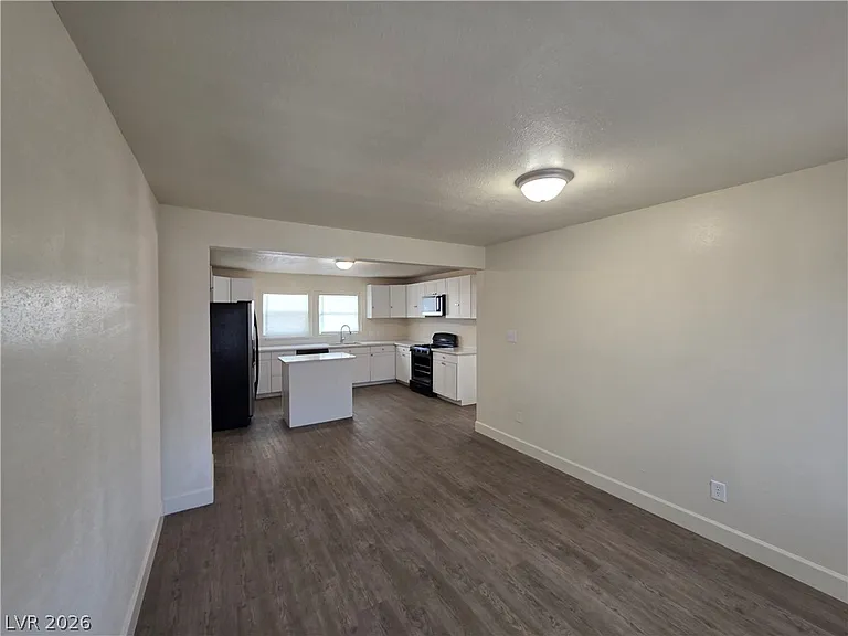 1590 Mustang Dr — Photo 84
