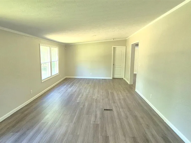 24321 Cherry Hill Dr — Photo 24