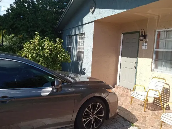 2941 NW 9th Place, Fort Lauderdale, FL 33311