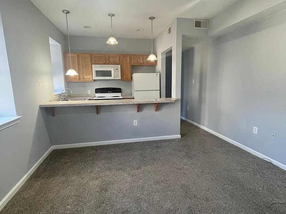 Living Room & Kitchen Area