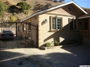 8460 Springford Dr, Sun Valley, CA 91352