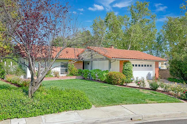 1st image of 2320 Meadowland Ct