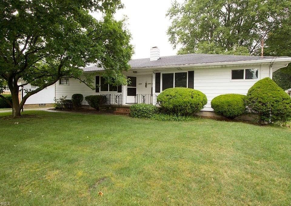 1st image of 3284 Hudson Dr
