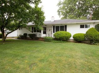3284 Hudson Dr, Cuyahoga Falls, OH 44221