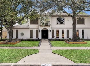 5247 Braesvalley Dr, Houston, TX 77096