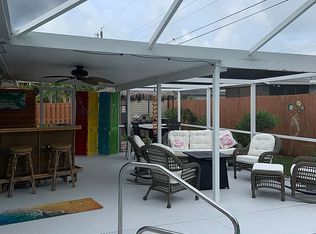 290 Palmetto Dr, Venice, FL 34293