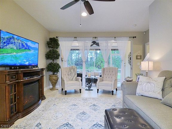 4th image of 9736 Glen Heron Dr