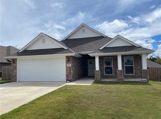 2415 England Ln, Pea Ridge, AR 72751