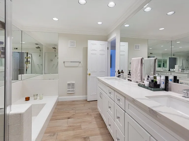 8 Sandbar Dr — Photo 17