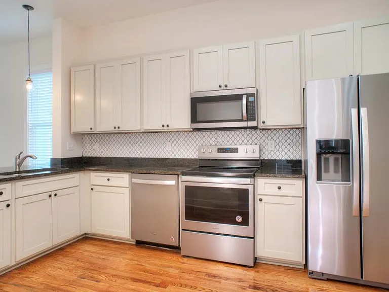 183 Looney Ave — Photo 3