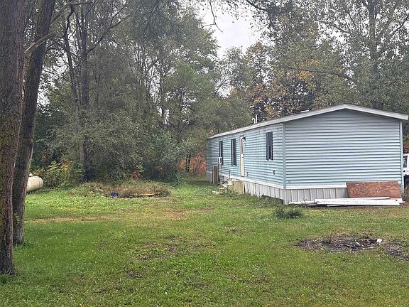 2nd image of 7461 3rd St