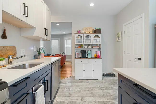 24 Buttonwood St #1 — Photo 7
