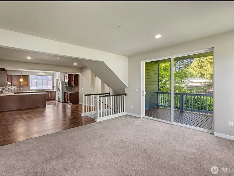 16611 48th Ave W #F1 — Photo 10