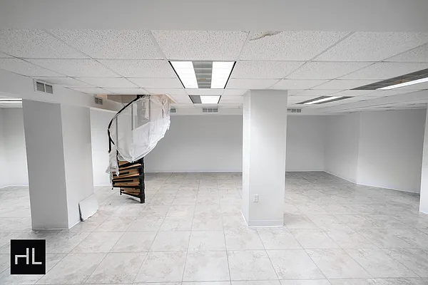 Rented by Highline Residential | media 52