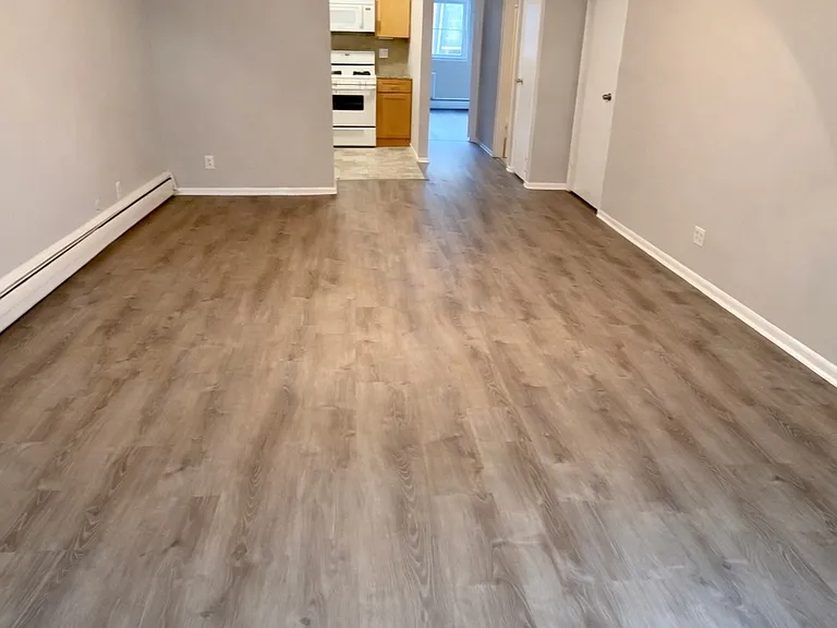1707 Emory St — Photo 8