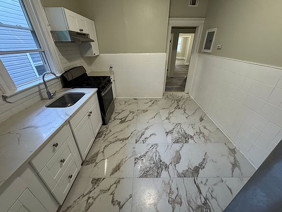 3rd image of 35 Seymour Ave #2F