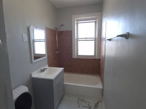 5735 West Washington, 5735 W Washington Blvd #5733-3, Chicago, IL 60644