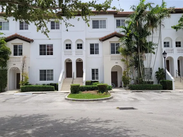 12600 SW 50th Ct APT 437, Hollywood, FL 33027