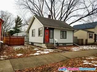 1233 Matilda St, Saint Paul, MN 55117