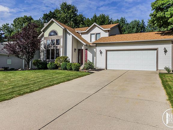 2nd image of 4612 Pine Dr