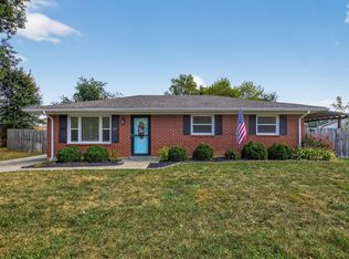 381 Dunroven Rd, Versailles, KY 40383