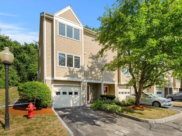 58 Hunters Run Pl Unit 58, Haverhill, MA 01832