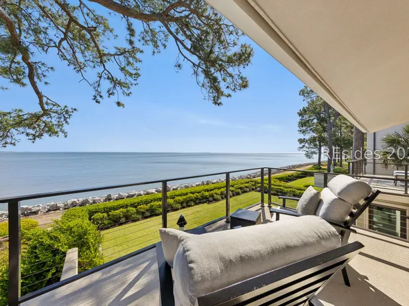 16 Dolphin Point Ln, Hilton Head Island, SC 29926